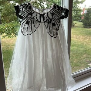 Butterfly Flap Dress.  Doe a Dear.  Size 8. Black and White.